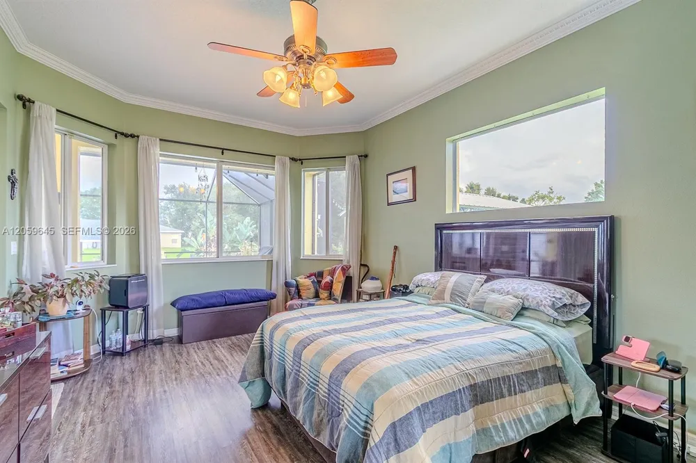 374 Parker St NE Lake Placid, FL 33852