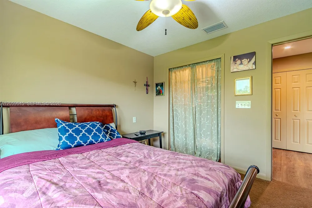 374 Parker St NE Lake Placid, FL 33852