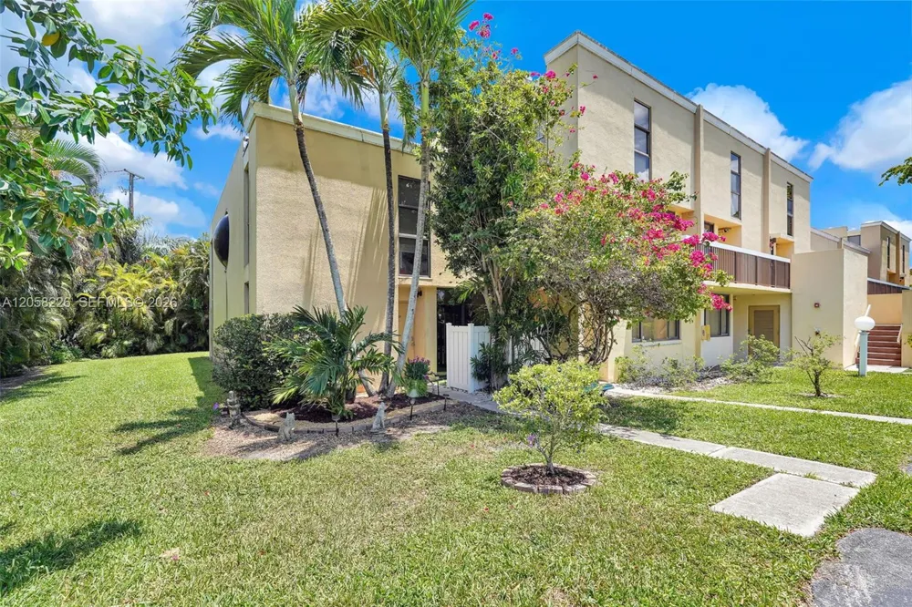 2811 SW 87th Ter #1201 Davie, FL 33328