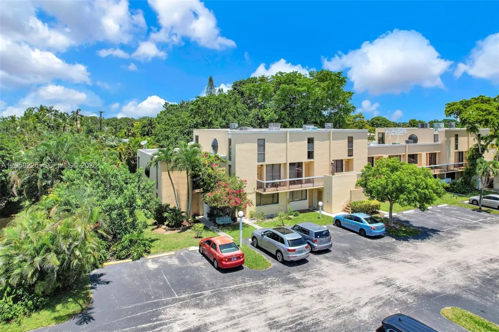 2811 SW 87th Ter #1201 Davie, FL 33328