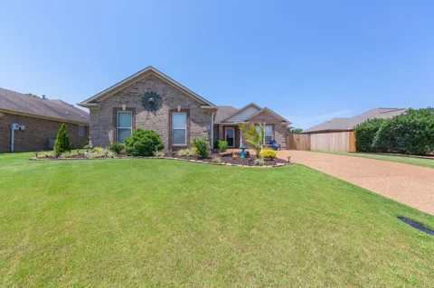 25 Arbuckle Ln