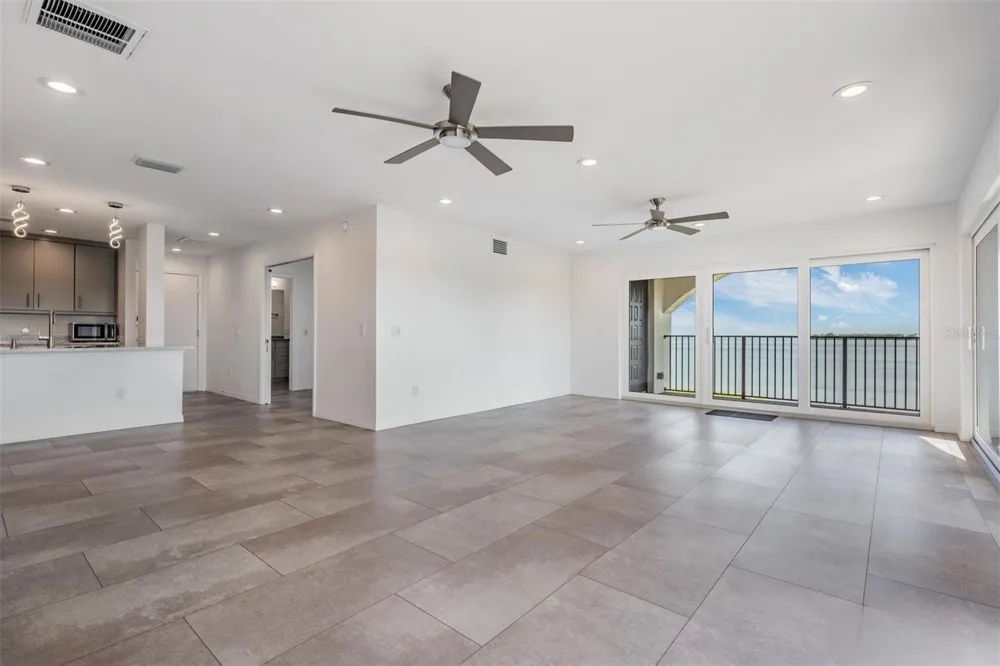 243 MARINER DRIVE #243 Tarpon Springs, FL 34689