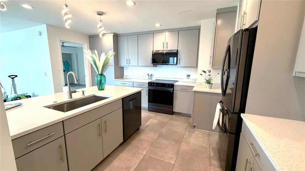 243 MARINER DRIVE #243 Tarpon Springs, FL 34689