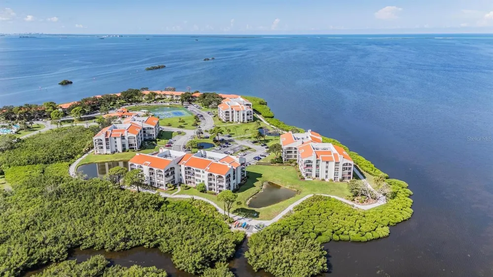 243 MARINER DRIVE #243 Tarpon Springs, FL 34689