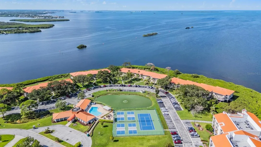 243 MARINER DRIVE #243 Tarpon Springs, FL 34689