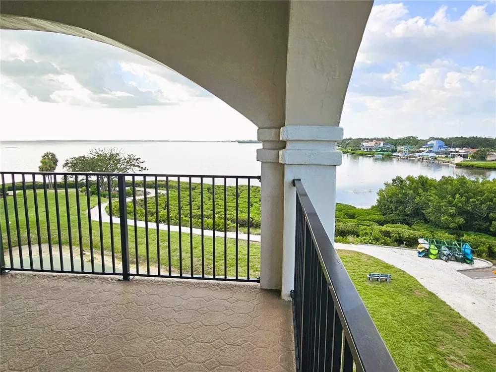 243 MARINER DRIVE #243 Tarpon Springs, FL 34689