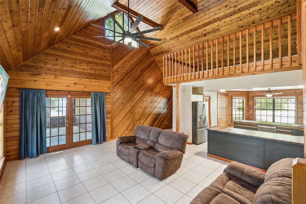 25911 ABERDOVEY AVENUE Sorrento, FL 32776