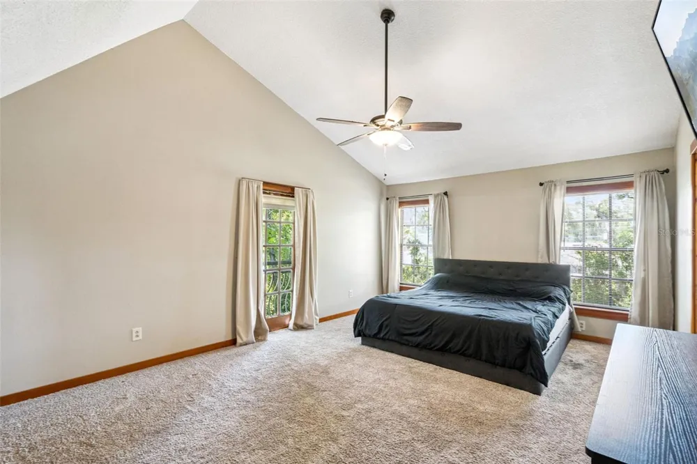 25911 ABERDOVEY AVENUE Sorrento, FL 32776