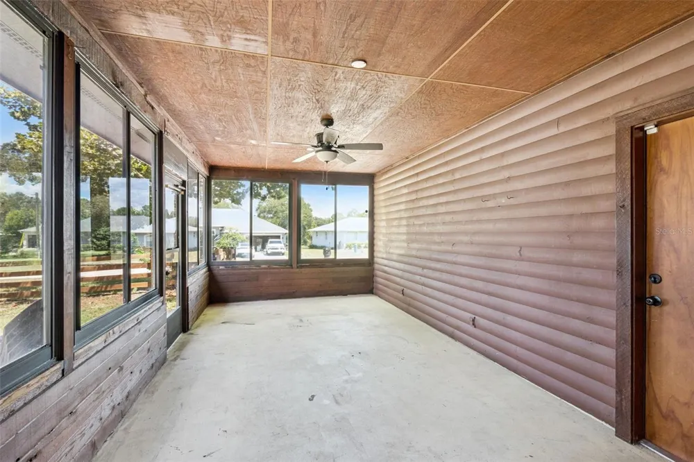 25911 ABERDOVEY AVENUE Sorrento, FL 32776