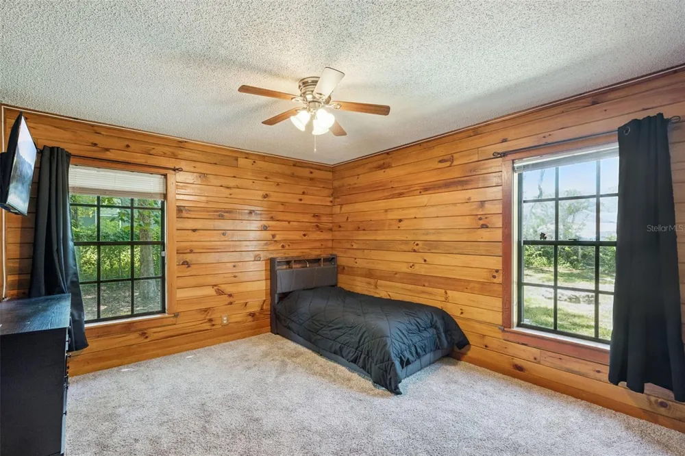 25911 ABERDOVEY AVENUE Sorrento, FL 32776