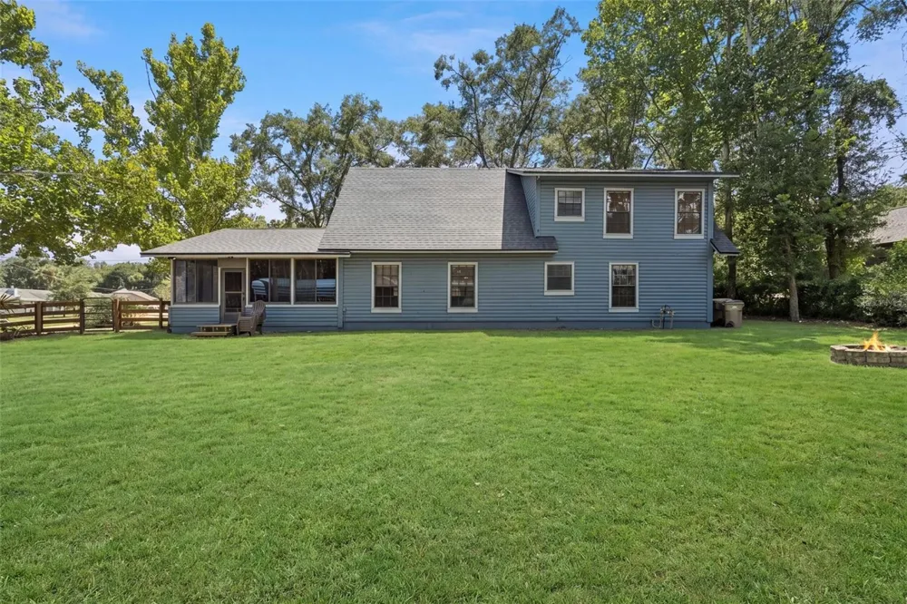25911 ABERDOVEY AVENUE Sorrento, FL 32776