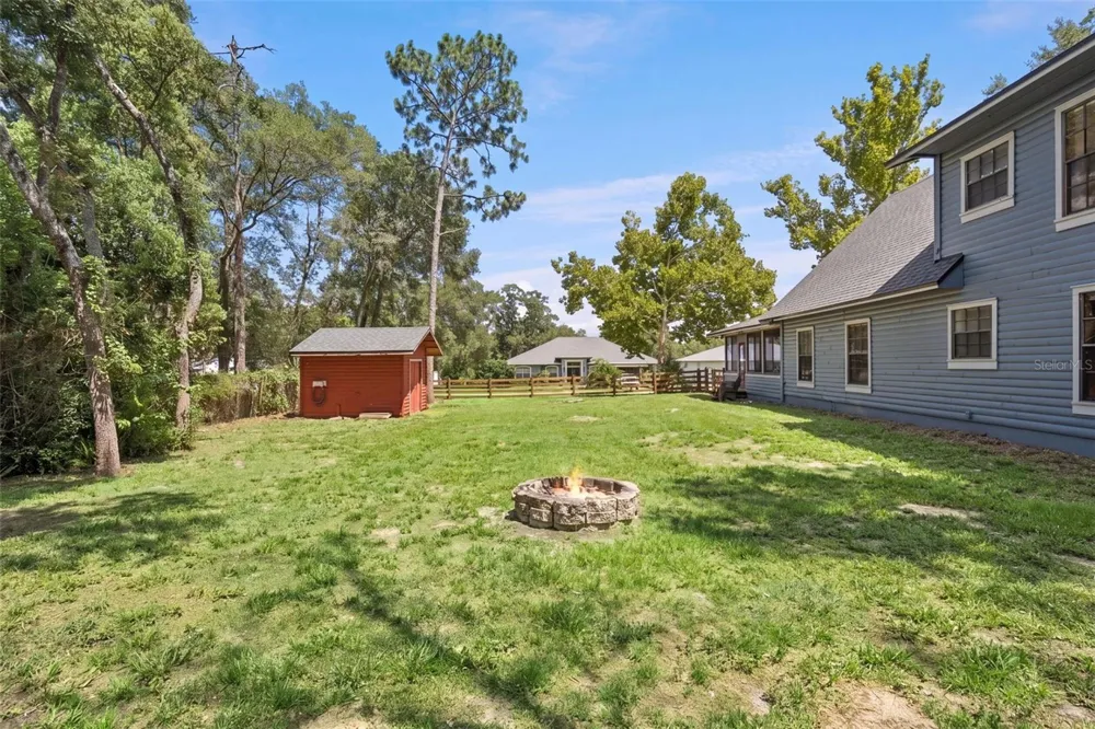 25911 ABERDOVEY AVENUE Sorrento, FL 32776