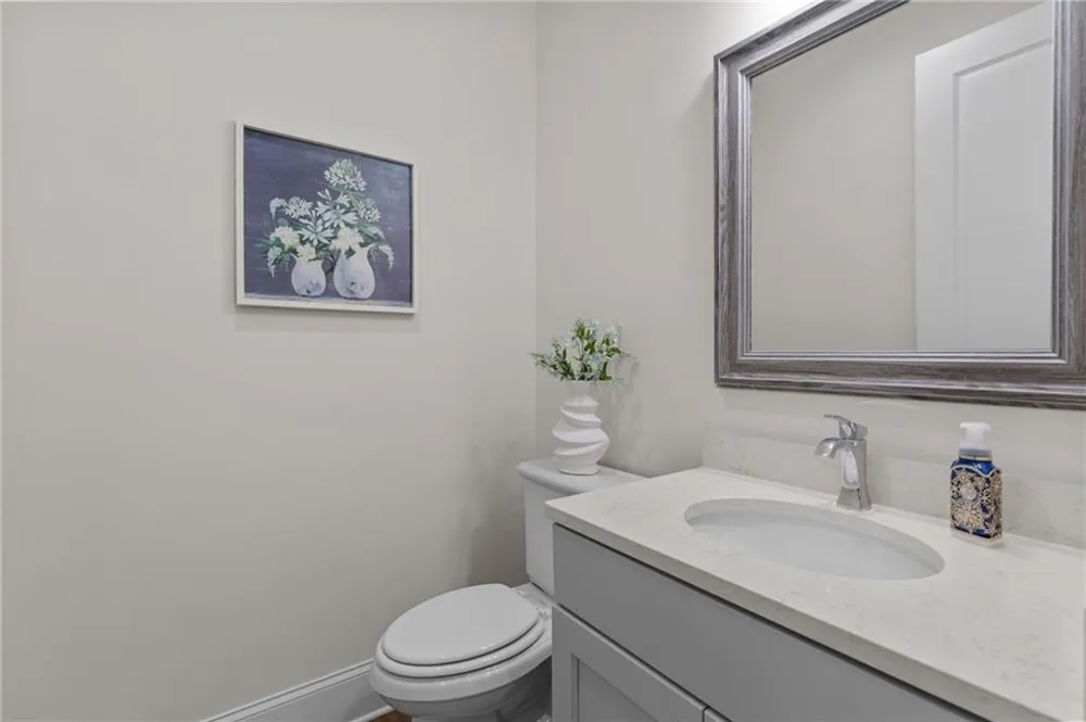 386 Kentucky Court Hoschton, GA 30548