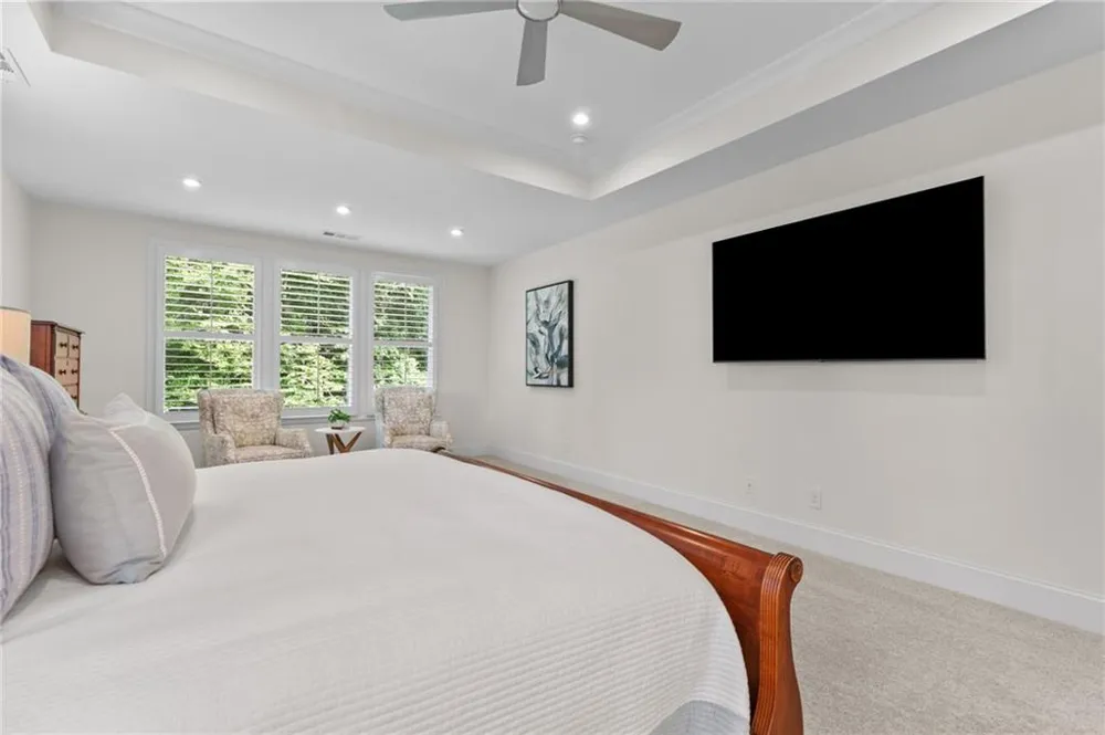 386 Kentucky Court Hoschton, GA 30548