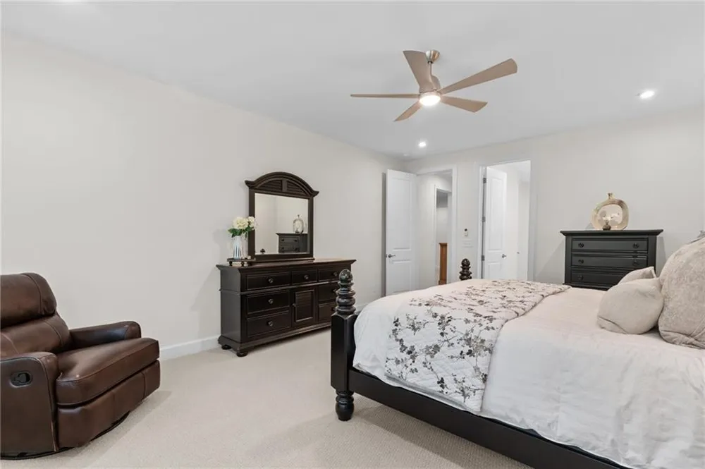 386 Kentucky Court Hoschton, GA 30548