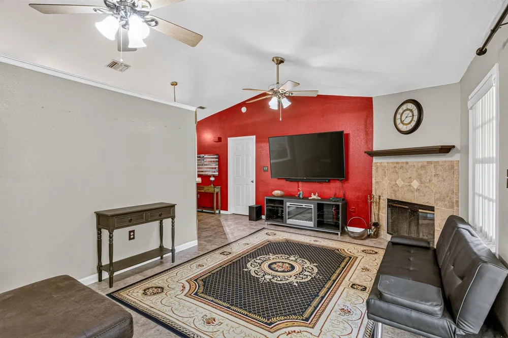 1034 UTAH STREET SE Palm Bay, FL 32909