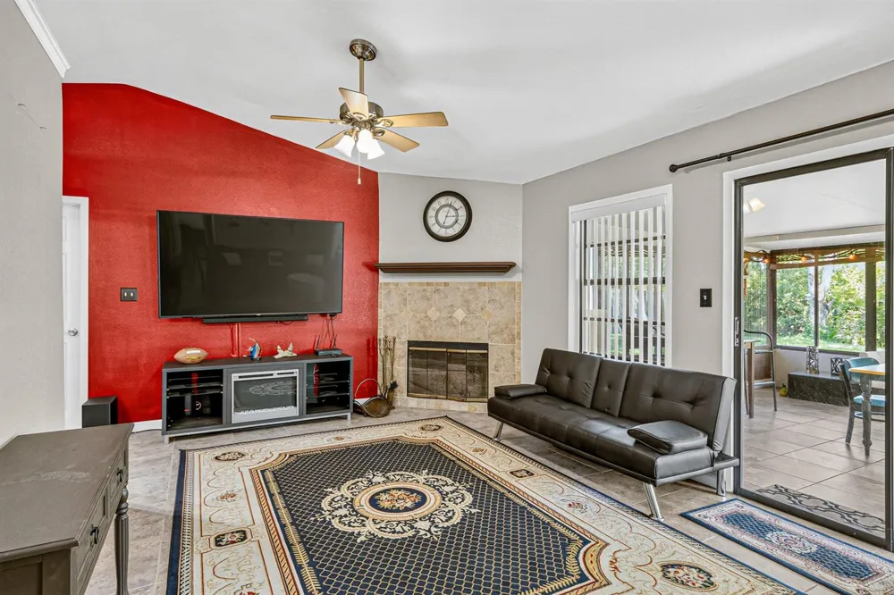 1034 UTAH STREET SE Palm Bay, FL 32909