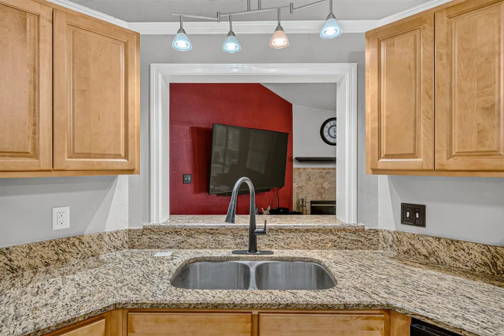 1034 UTAH STREET SE Palm Bay, FL 32909