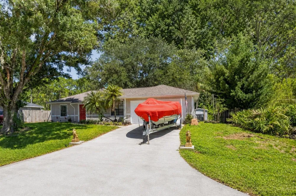 1034 UTAH STREET SE Palm Bay, FL 32909