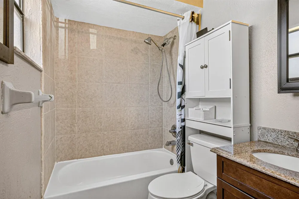 1034 UTAH STREET SE Palm Bay, FL 32909