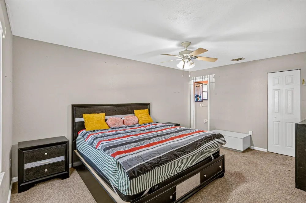 1034 UTAH STREET SE Palm Bay, FL 32909