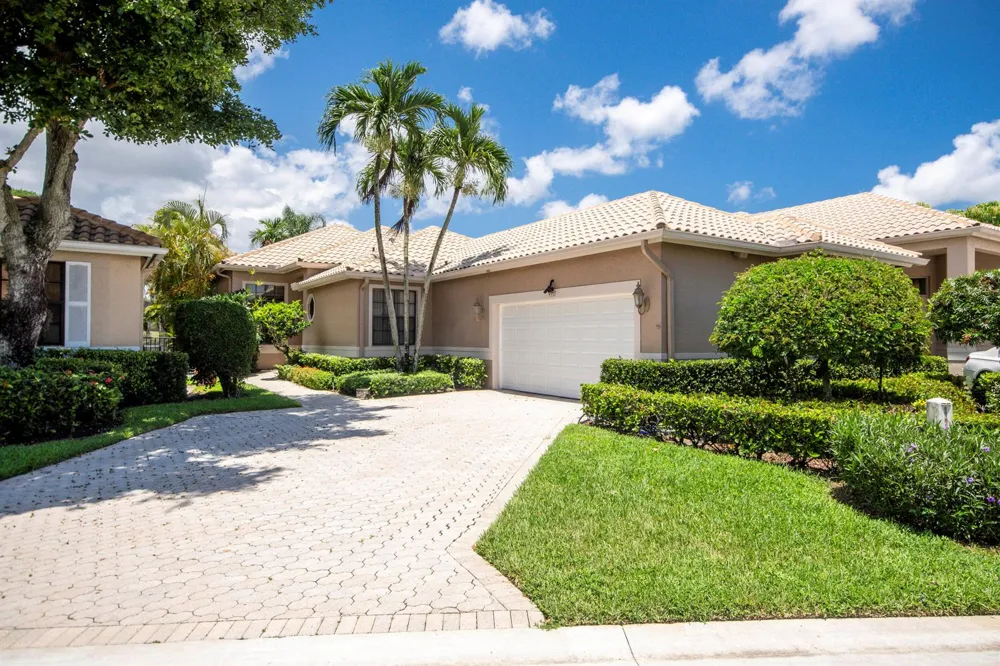 4557 Barclay Fair Way Lake Worth, FL 33449