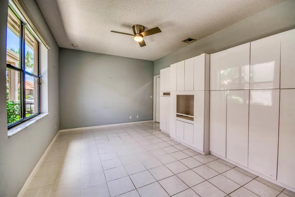 4557 Barclay Fair Way Lake Worth, FL 33449