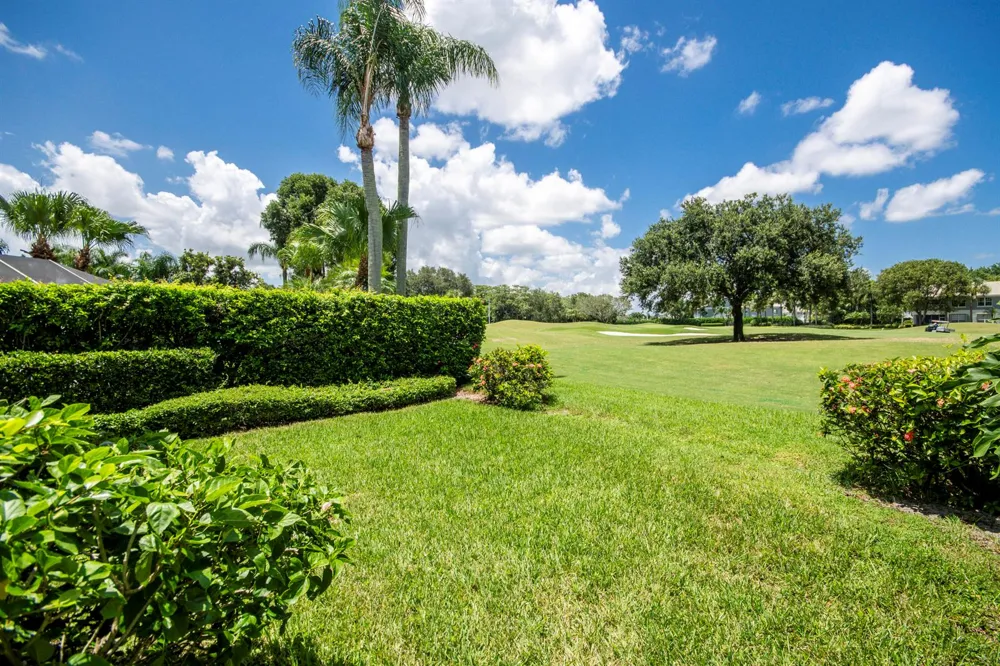 4557 Barclay Fair Way Lake Worth, FL 33449