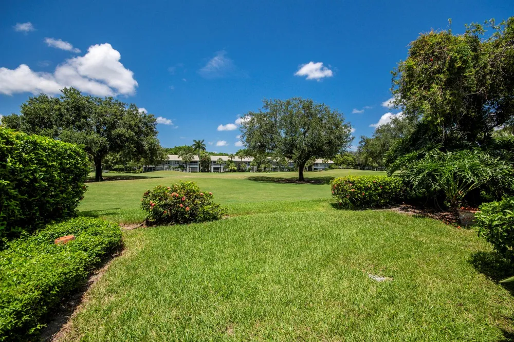 4557 Barclay Fair Way Lake Worth, FL 33449