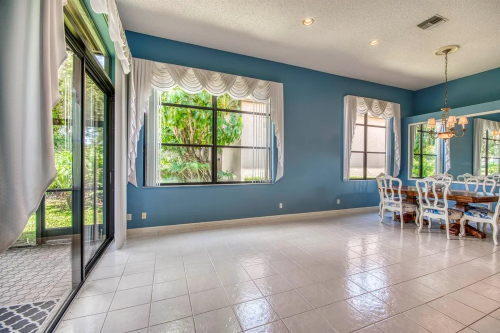 4557 Barclay Fair Way Lake Worth, FL 33449