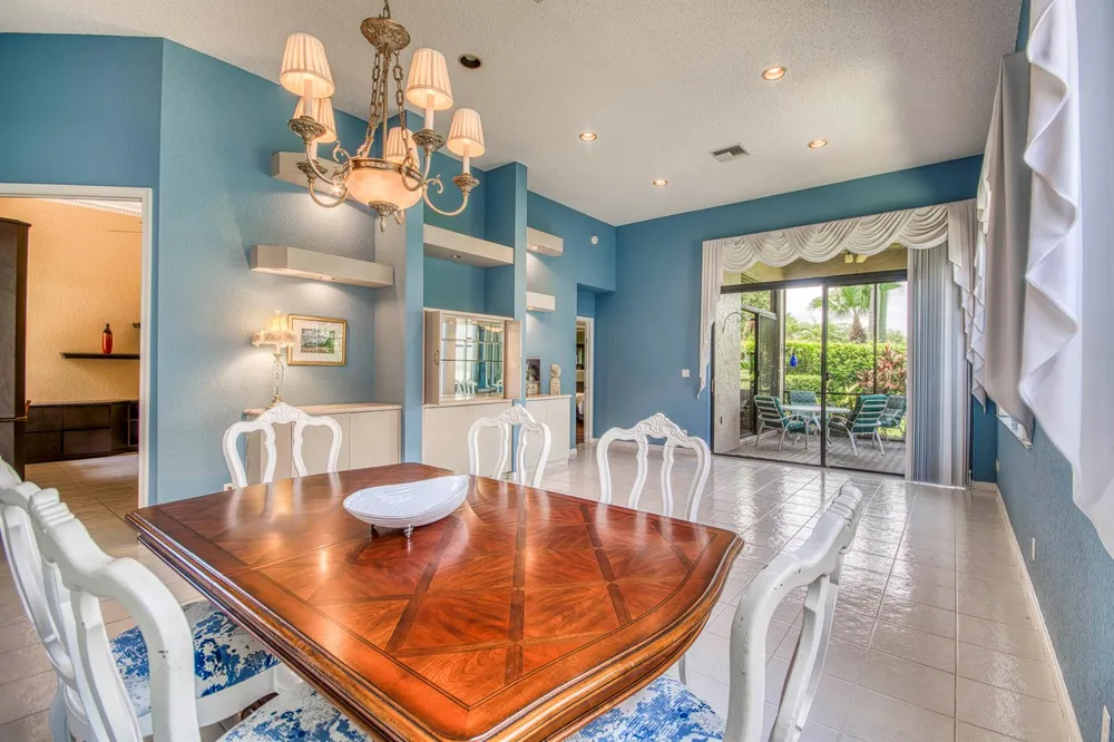 4557 Barclay Fair Way Lake Worth, FL 33449