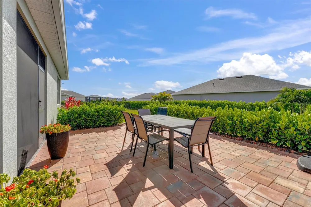 16711 ELKHORN CORAL DRIVE North Fort Myers, FL 33903