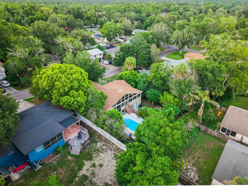 324 HICKORY COURT Apopka, FL 32712