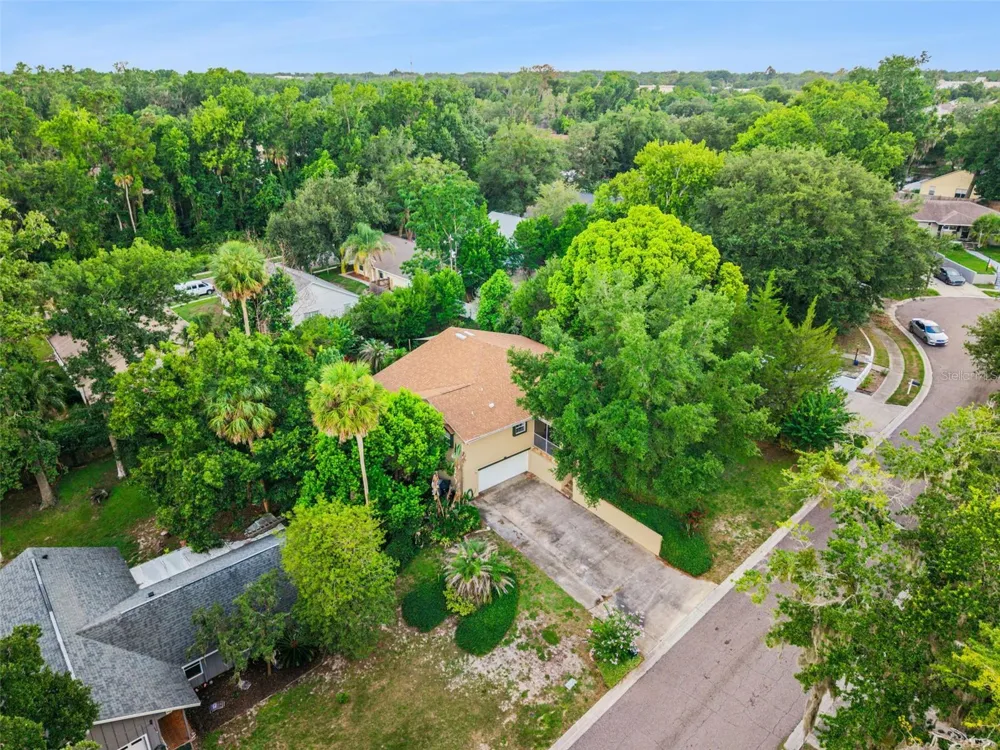 324 HICKORY COURT Apopka, FL 32712