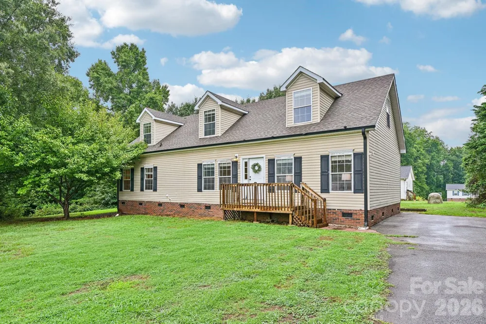 108 Grand Acres Lane Maiden, NC 28650