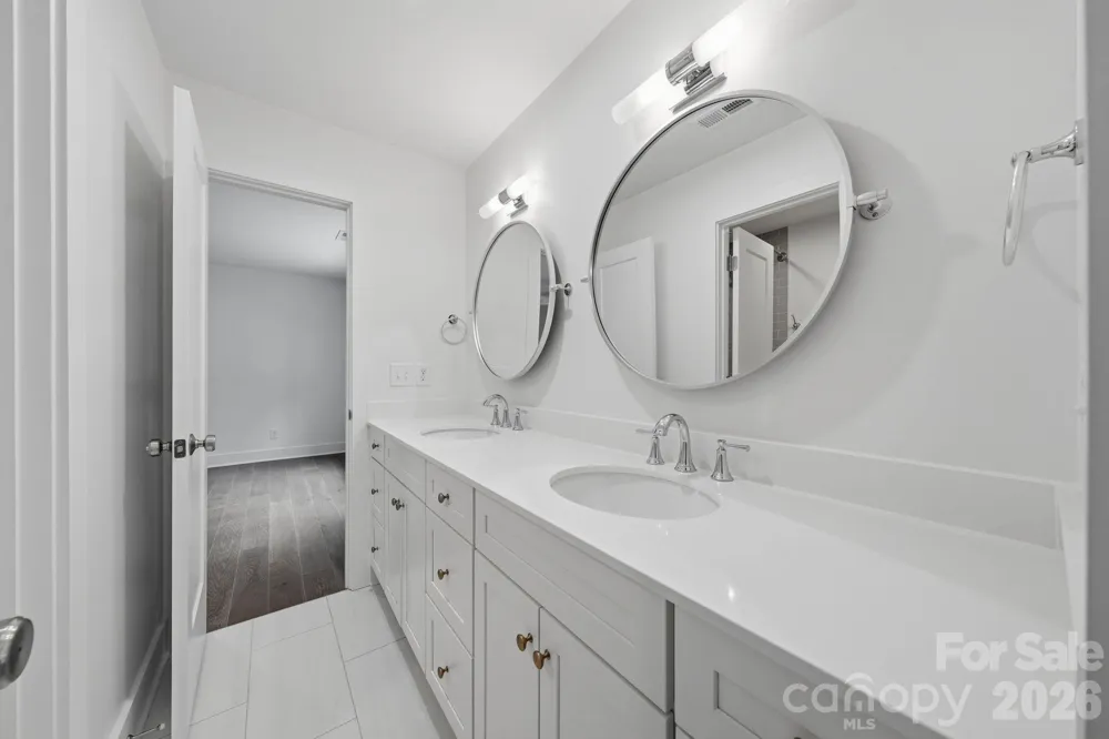 2311 Chateau Court Matthews, NC 28105