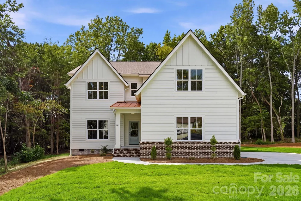 2311 Chateau Court Matthews, NC 28105