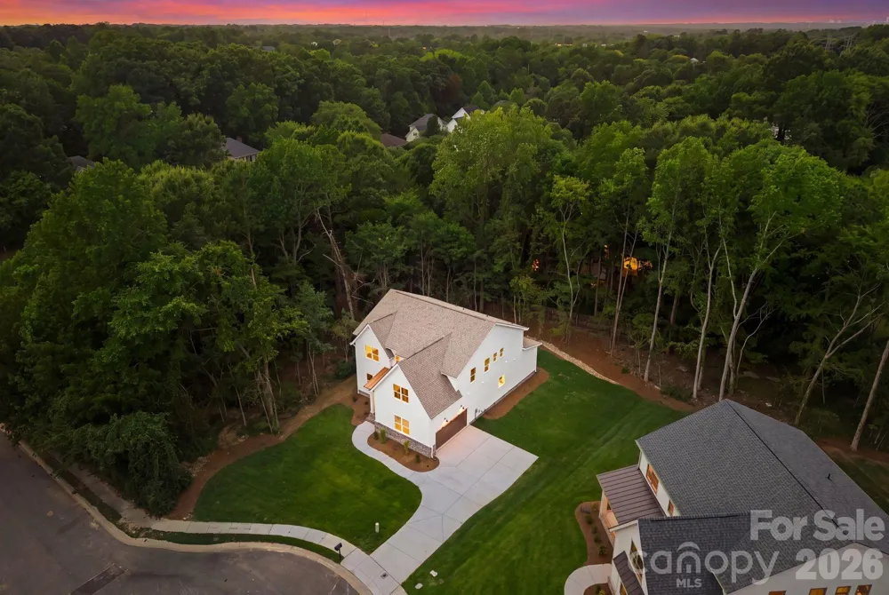 2311 Chateau Court Matthews, NC 28105