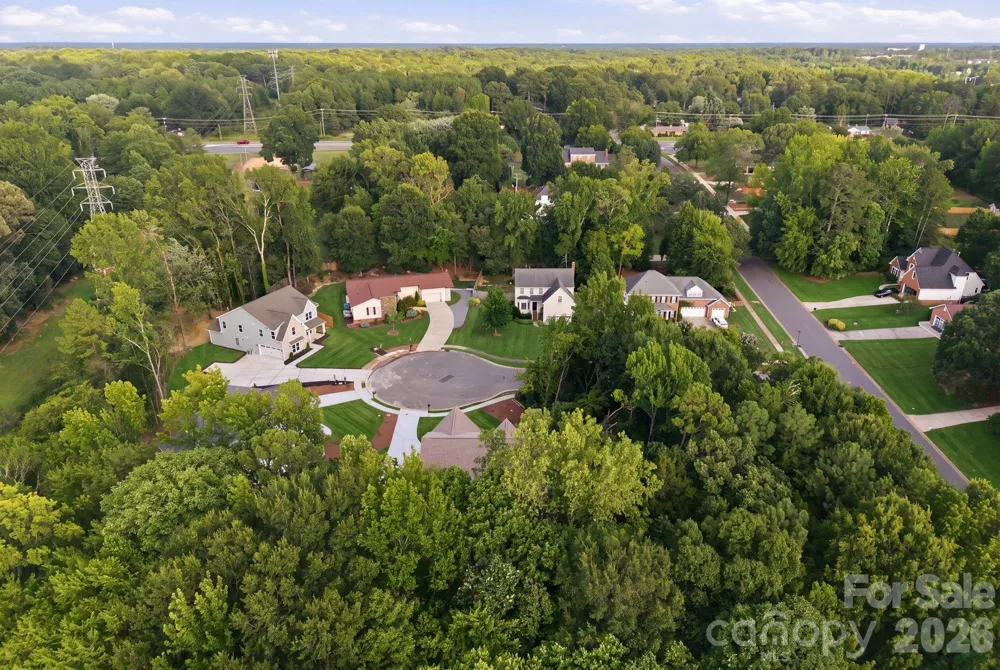 2311 Chateau Court Matthews, NC 28105