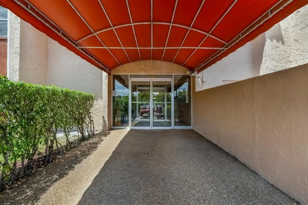 8280 SW 24TH STREET #7210 North Lauderdale, FL 33068