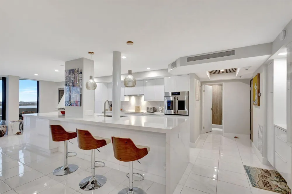5460 Ocean Drive #7C Singer Island, FL 33404