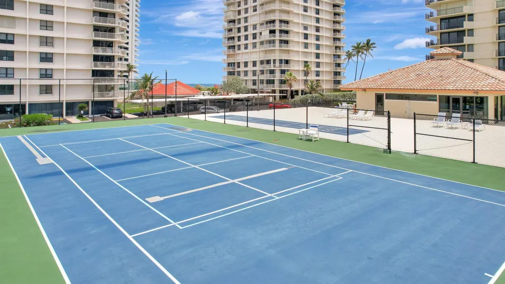 5460 Ocean Drive #7C Singer Island, FL 33404