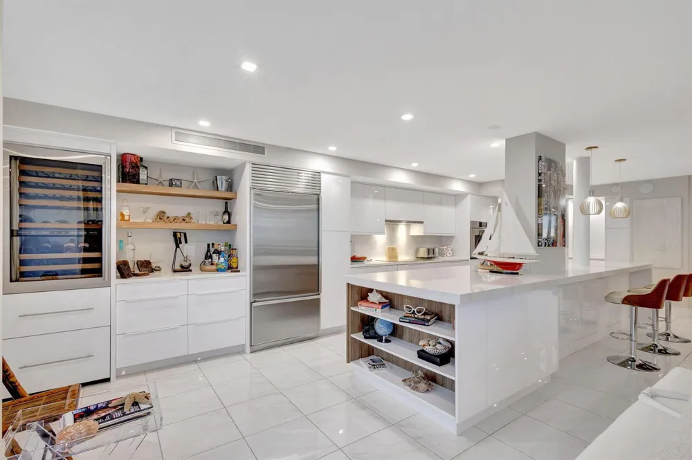 5460 Ocean Drive #7C Singer Island, FL 33404