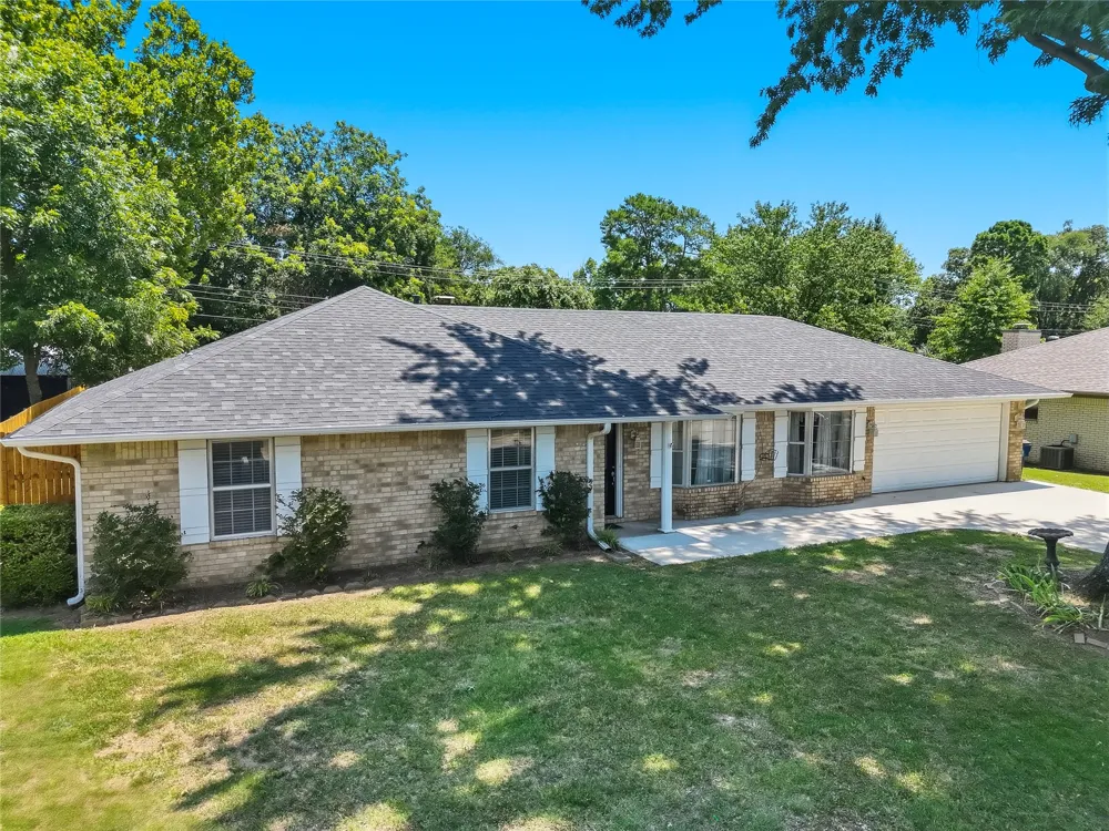 8217 Meadow Drive Fort Smith, AR 72908