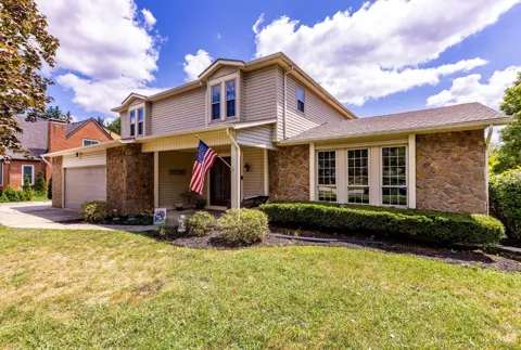 7226 Deer Hollow Drive