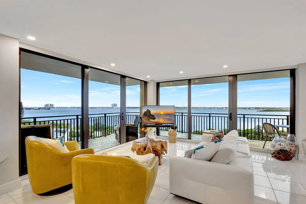 5460 Ocean Drive #7-C Singer Island, FL 33404