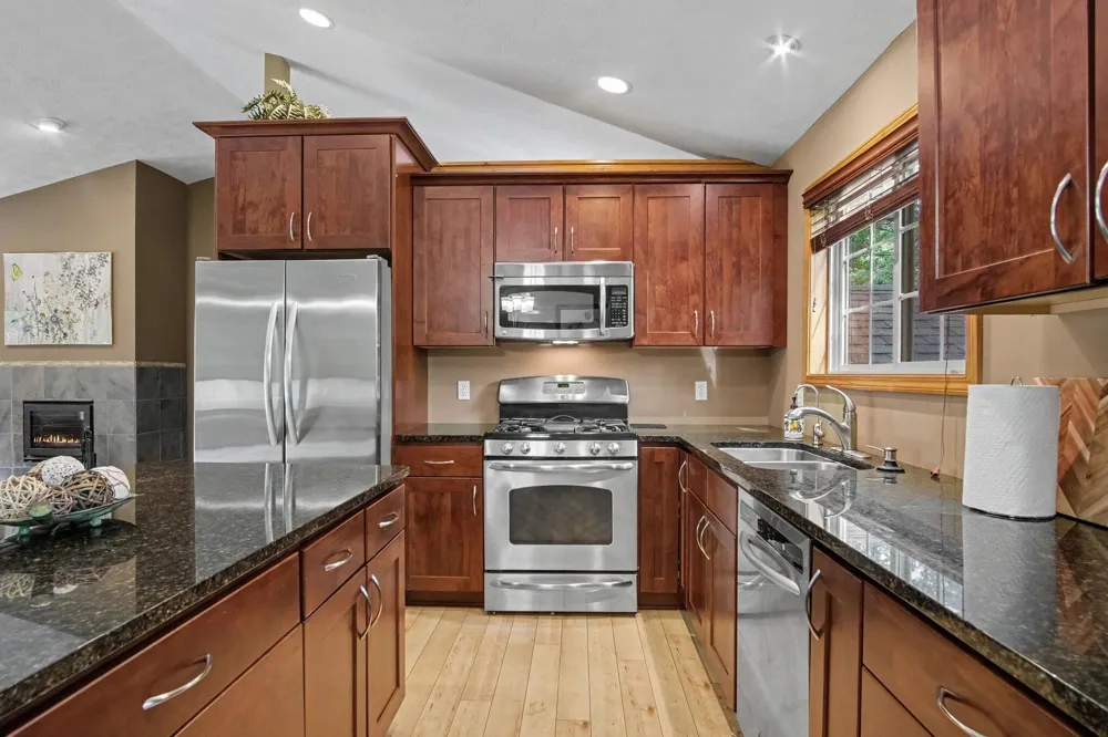 10725 Freeport Avenue Freeport, MI 49325