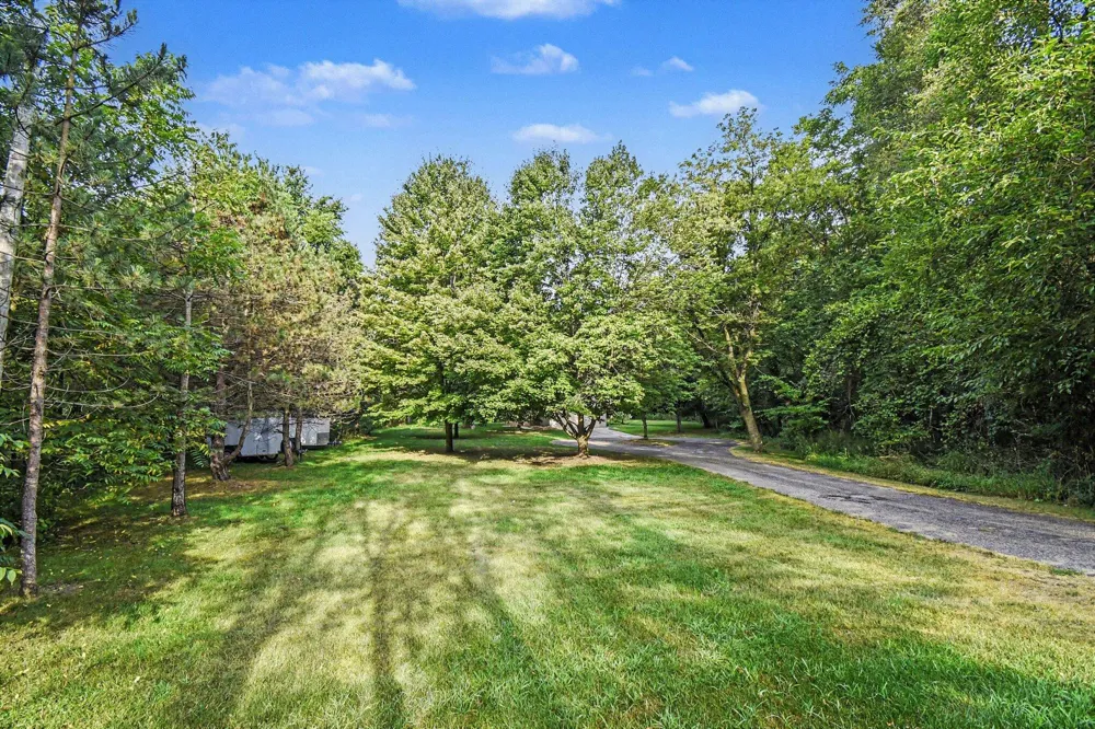 10725 Freeport Avenue Freeport, MI 49325