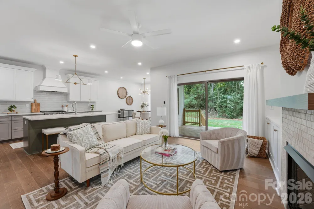 2315 Chateau Court Matthews, NC 28105