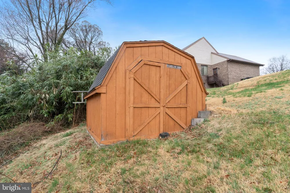 1029 BROADVIEW ROAD Fort Washington, MD 20744